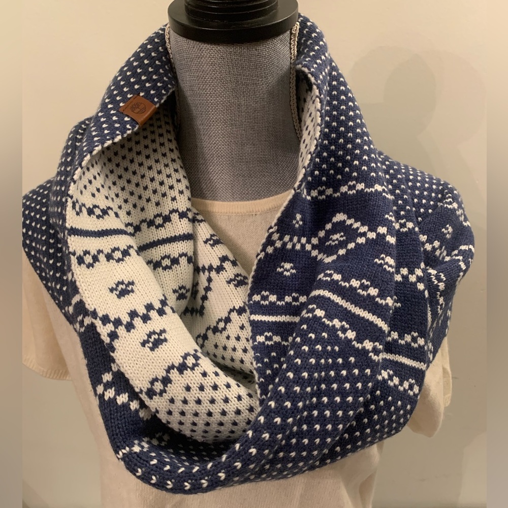 Womens Timberland Infinity Reversible Scarf OSFM Blue White NWT